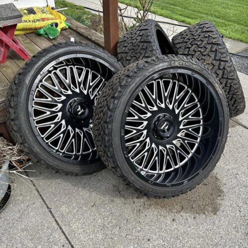 26” Fittipaldi Wheels & Venom Power Tires – 6 Lug